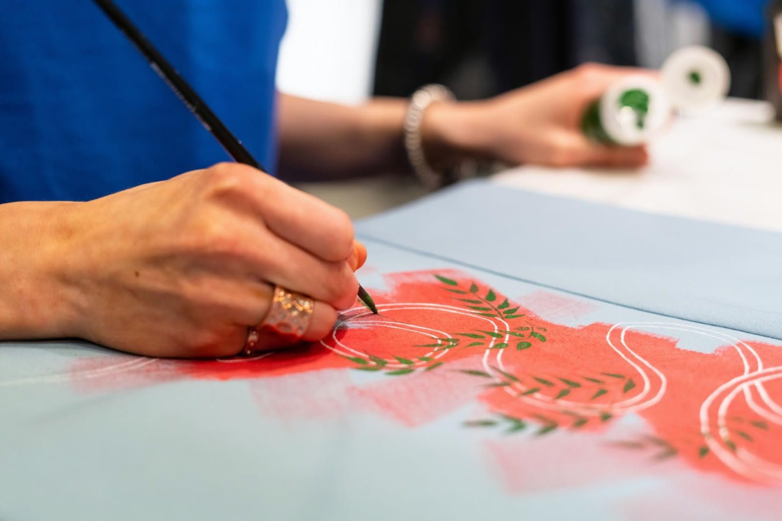 Hand painting craftsmanship